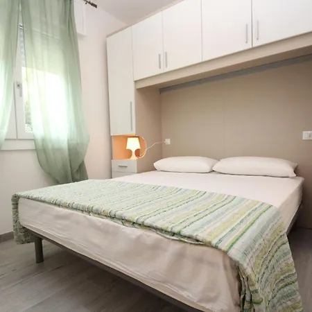 Rosolina With Parking *